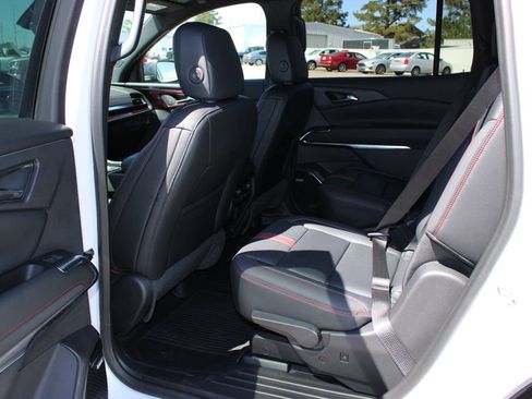 Used 2024 Chevrolet Traverse RS w/ LPO, Floor Liner Package image 11
