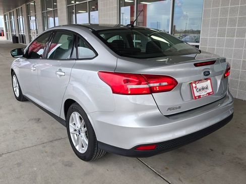Used 2016 Ford Focus SE image 8