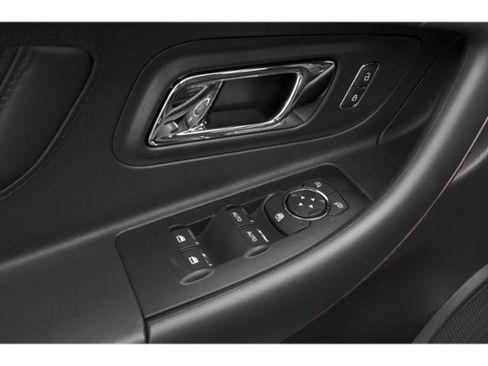 Used 2015 Ford Taurus Limited w/ Equipment Group 301A FWD image 19