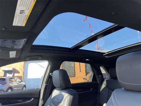 Certified 2023 Cadillac XT5 Premium Luxury image 20