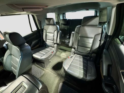 Used 2018 GMC Yukon Denali w/ Open Road Package image 13