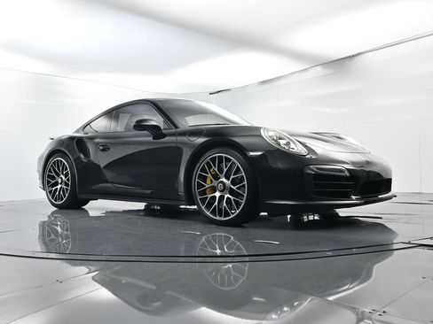Used 2014 Porsche 911 Turbo S image 52
