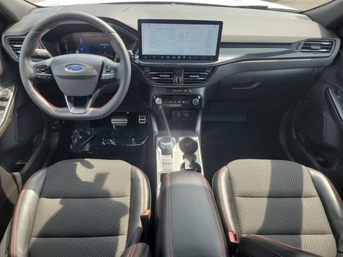 Certified 2024 Ford Escape ST-Line w/ Tech Pack #1 AWD/4WD image 10
