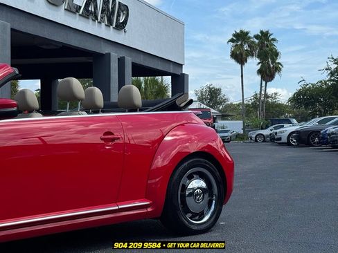 Used 2013 Volkswagen Beetle 2.5 FWD image 4