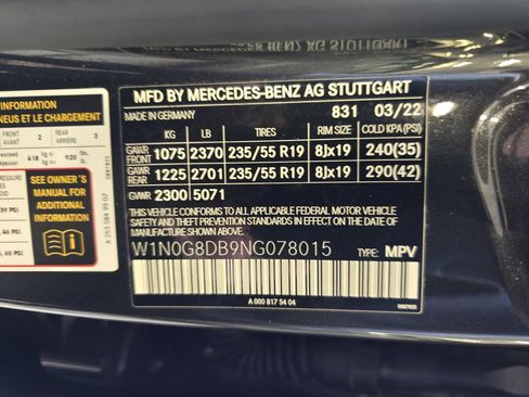 Certified 2022 Mercedes-Benz GLC 300 w/ AMG Line image 40