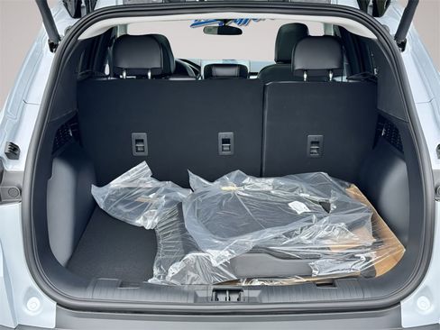 New 2025 Ford Escape SE image 21