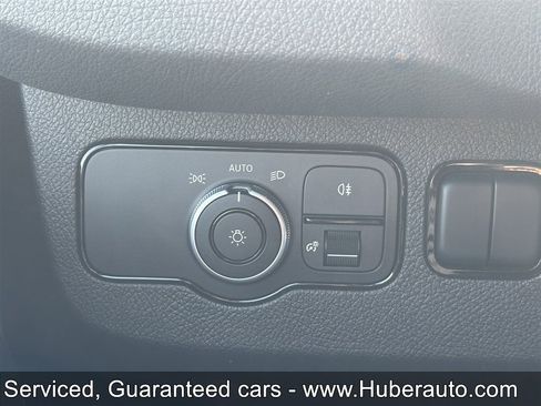 Used 2024 Mercedes-Benz Sprinter 2500 image 38