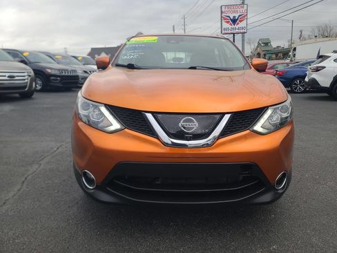 Used 2017 Nissan Rogue Sport SL w/ SL Premium Package image 3