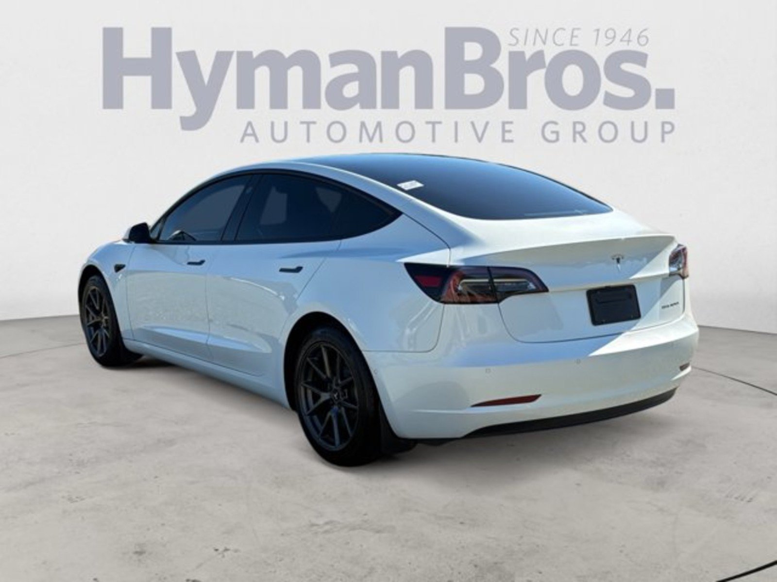 Used 2022 Tesla Model 3 Long Range AWD/4WD image 5