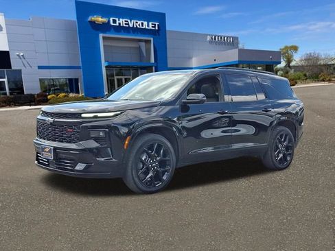 Used 2026 Chevrolet Traverse RS w/ LPO, Floor Liner Package AWD/4WD image 33