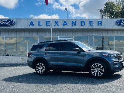 Certified 2022 Ford Explorer ST-Line w/ Class IV Trailer Tow Package