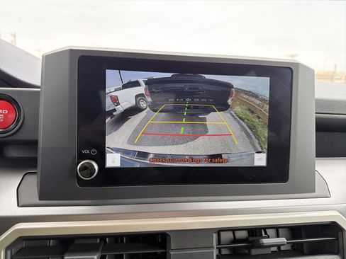 Used 2024 Toyota Tacoma TRD Off-Road AWD/4WD image 19