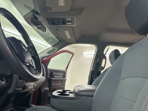 Used 2017 RAM 3500 Tradesman w/ Chrome Appearance Group image 31