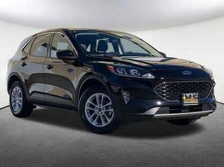 Used 2020 Ford Escape SE video 2