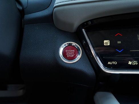 Used 2018 Honda HR-V EX image 29