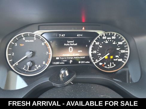 Used 2023 Nissan Rogue SL w/ SL Premium Package image 11