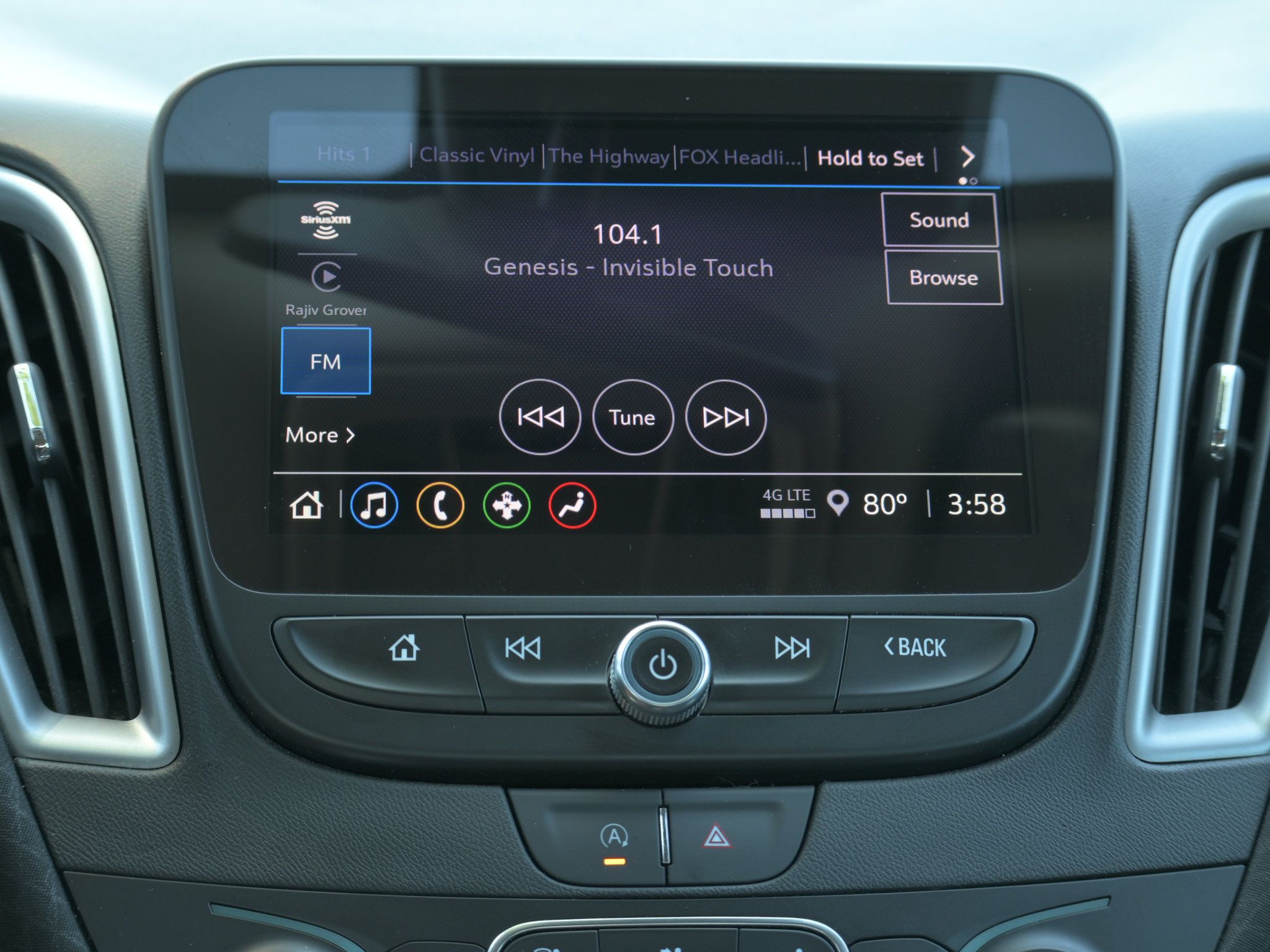 Used 2025 Chevrolet Malibu LT FWD image 15