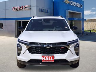 New 2026 Chevrolet Trax RS w/ Sunroof Package video 2