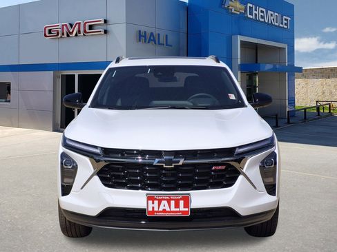 New 2026 Chevrolet Trax RS w/ Sunroof Package image 2