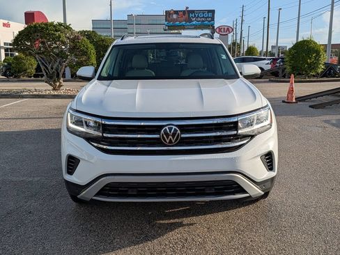 Certified 2023 Volkswagen Atlas SE FWD image 6