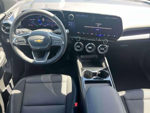 Used 2024 Chevrolet Blazer EV LT AWD/4WD image 14