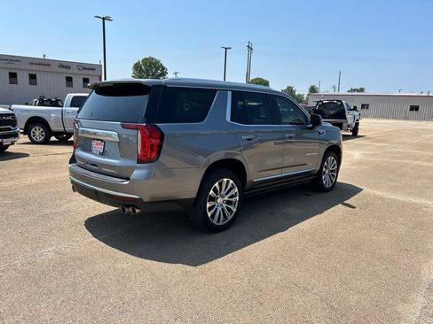 Used 2021 GMC Yukon Denali w/ Denali Premium Package AWD/4WD image 5