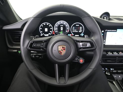 Certified 2025 Porsche 911 Carrera GTS image 31