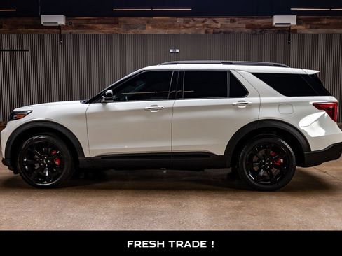 Used 2024 Ford Explorer ST w/ Equipment Group 401A AWD/4WD image 5