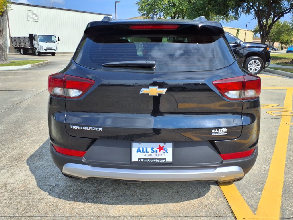 Used 2026 Chevrolet TrailBlazer LT FWD image 6