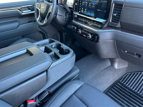 New 2026 Chevrolet Silverado 1500 LT image 20