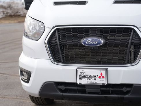 Used 2023 Ford Transit 350 XLT image 9
