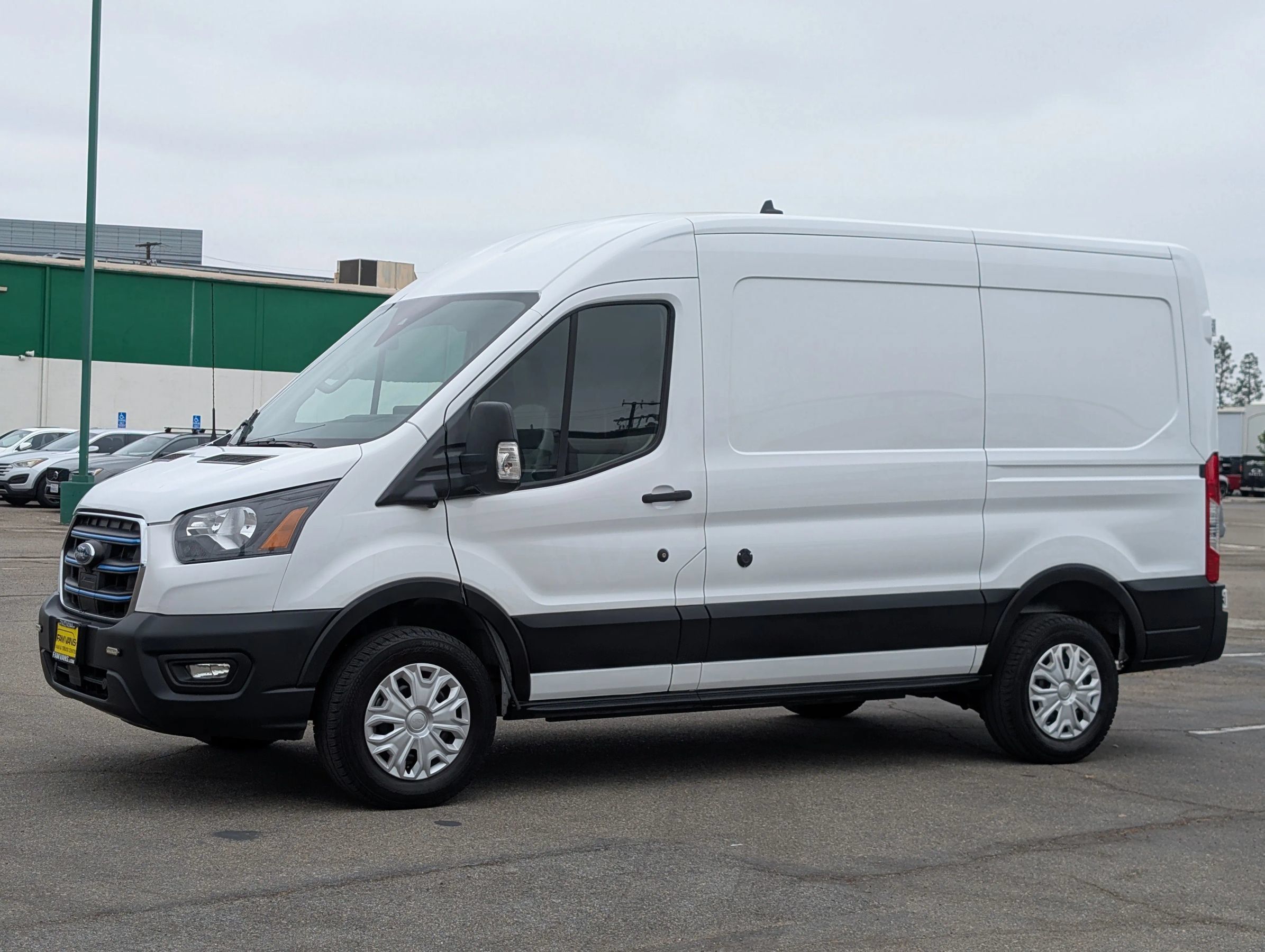Used 2022 Ford E-Transit Medium Roof w/ Load Area Protection Package RWD image 3