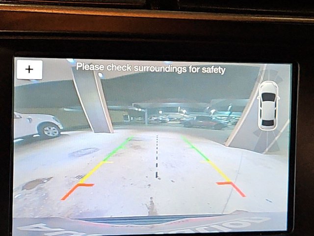 Used 2019 Ford Explorer XLT w/ Equipment Group 202A FWD image 11