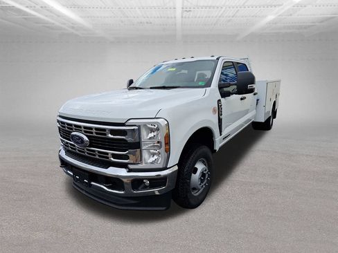 Used 2025 Ford F350 XL w/ XL Chrome Package AWD/4WD image 3