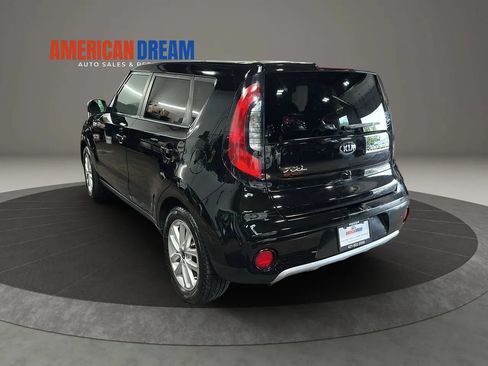Used 2017 Kia Soul + FWD image 3