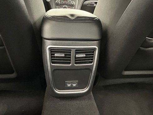 Used 2023 Dodge Charger GT image 34