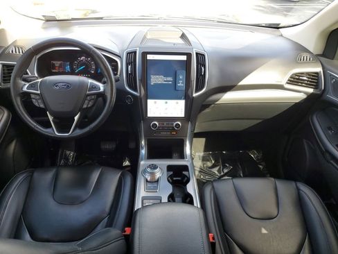 Used 2021 Ford Edge Titanium image 14