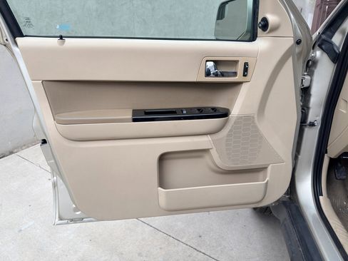 Used 2012 Ford Escape Limited image 24