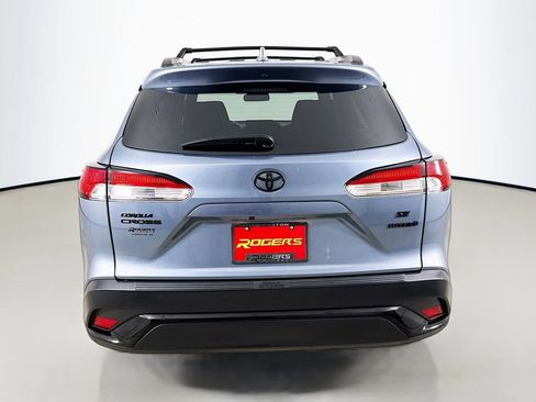 Used 2023 Toyota Corolla Cross AWD Hybrid w/ Moonroof Package image 7