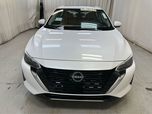 New 2025 Nissan Sentra SV w/ SV Premium Package image 2