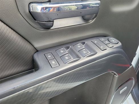 Used 2019 GMC Sierra 2500 SLT image 15