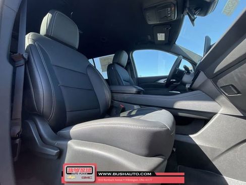 New 2025 Chevrolet Traverse LT w/ Enhanced Driving Package image 28