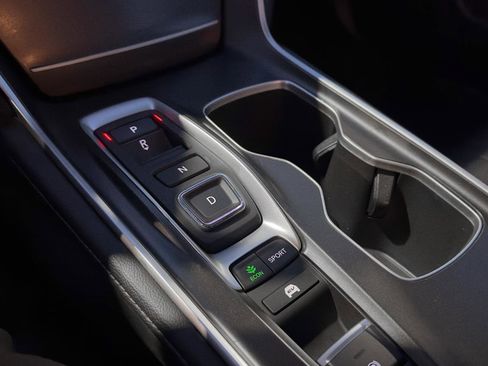 Used 2022 Honda Accord Touring image 18