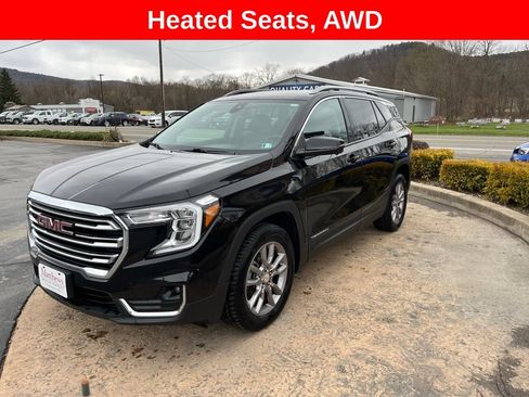 Used 2024 GMC Terrain SLT AWD/4WD image 1