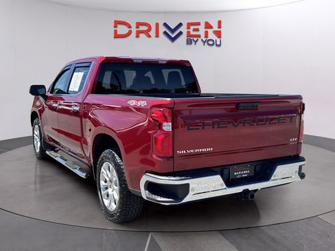 Used 2023 Chevrolet Silverado 1500 LTZ AWD/4WD image 3