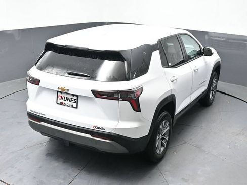 Used 2025 Chevrolet Equinox LT AWD/4WD image 40