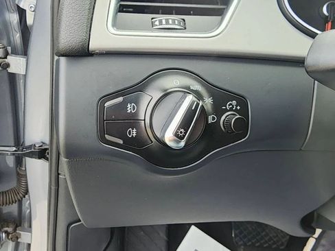 Used 2015 Audi A4 Premium image 19