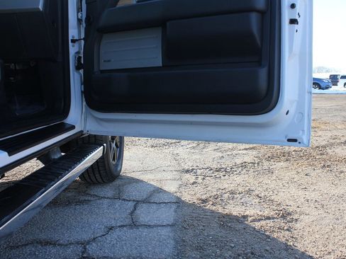 Used 2011 Ford F150 Lariat w/ Lariat Chrome Pkg image 45