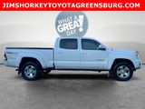 Used 2015 Toyota Tacoma 4x4 Double Cab image 2