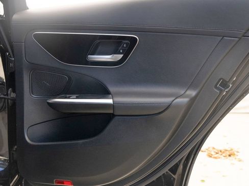 Used 2023 Mercedes-Benz C 300 Sedan image 22